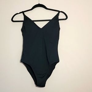 Kona Sol Women's Small One Piece Swimsuit